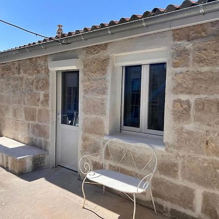 Appartement La Petite Grange - 5 Mn Gare Sncf - Wifi & Netflix à Niort Extérieur photo