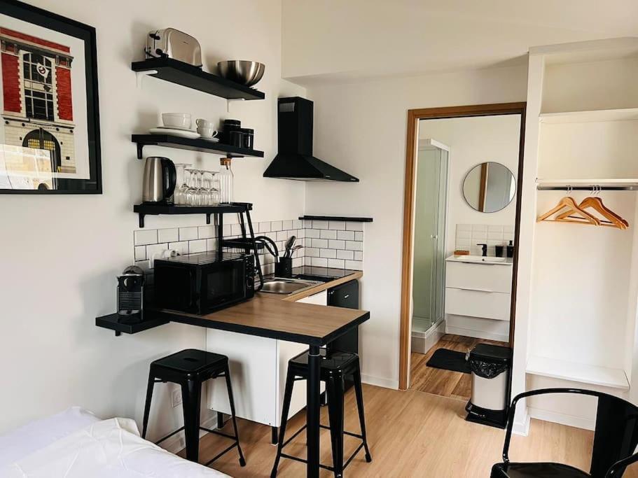 Appartement La Petite Grange - 5 Mn Gare Sncf - Wifi & Netflix à Niort Extérieur photo