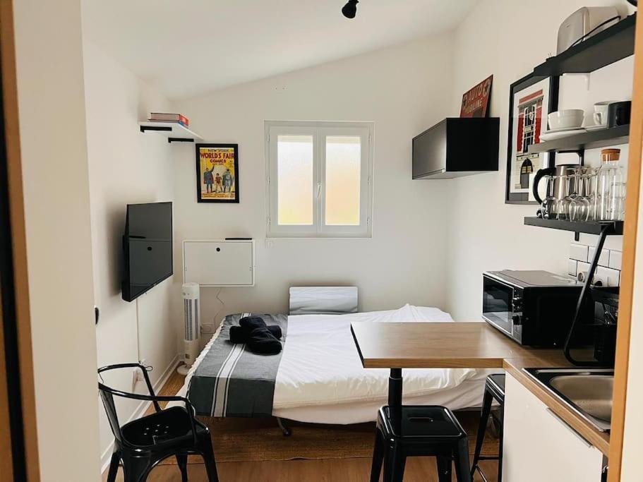 Appartement La Petite Grange - 5 Mn Gare Sncf - Wifi & Netflix à Niort Extérieur photo
